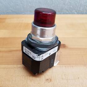 800t-qbh10r Allen Bradley Series T Red Led Momentary Push Button - Used