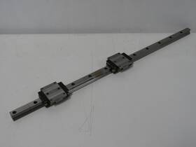 R165181320 Bosch Lot Of 2 Ball Rail Runner Block On 28 Inch T153850