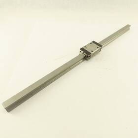 R162222420 Bosch Rexroth Ball Rail Runner Block With 680mm 26.7717