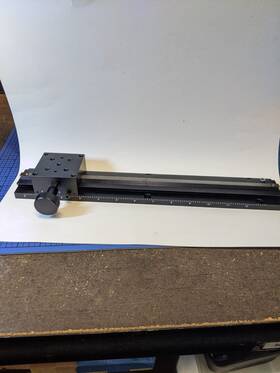 59-337 Edmund Optics Eo Long Travel Rack And Pinion Stage With One Knob 12in