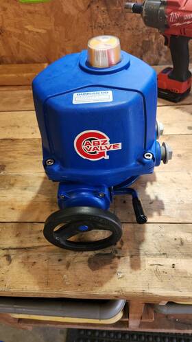 Abz005 Electric Abz Valve Actuator 120v Nema 4x 120 In/lb Industrial As-is