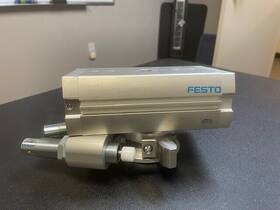 Drrd-20-180-fh-y12a Festo Semi Rotary Drive With Dysc-16-18-y1f Shock Absorbers