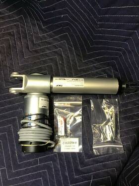 4601661 Garland Skf 5400n Linear Actuator Assembly Silver 24 Volt - Used