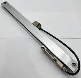 251-06 Heidenhain 572 Linear Encoder 320mm Length