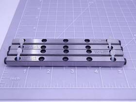 Crw3-125 Iko Lot Of 2 Linear Motion Guide Crossed Roller Way 3mm X 125 Mm T12458