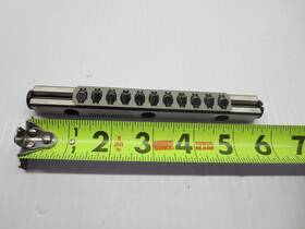 Crw6-150 Iko Linear Guide Block 5 7/8 Inch Used See Pics Crw6-150 Iko Linear Guide Block 5 7/8 Inch Used See Pics