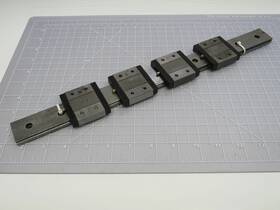 Lwlf30bcs Iko Lot Of 4 Linear Bearings On 15 Inch Rail T168949