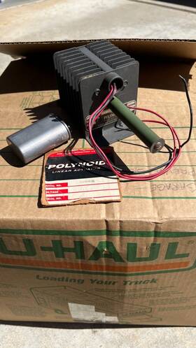 1aa899-101-00 Linear Polynoid Actuator 110v / 60 Model Used 12 Inch X 4