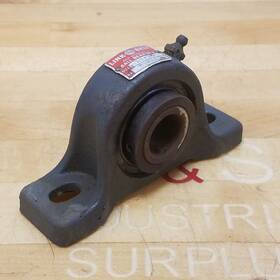 P-215 Link Belt P 215 Pillow Block Bearing 15/16 Inch Bore - Used P-215 Link Belt P 215 Pillow Block Bearing 15/16 Inch Bore - Used