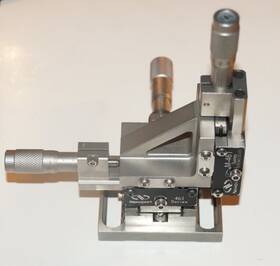 461-xyz-m Mks Newport True Ultralign Xyz-m 3-axis Linear Stage Rh M. Vernier Micrometers 461-xyz-m Mks Newport True Ultralign Xyz-m 3-axis Linear Stage Rh M. Vernier Micrometers