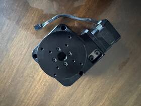 Rm-3-100 Newmark Systems Motorized Rotary Stage