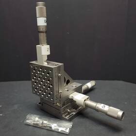 9067-xyz-m Newport New Focus 9067m Stage 9160m 9161m X3 Sm-25 Micrometers 9067-xyz-m Newport New Focus 9067m Stage 9160m 9161m X3 Sm-25 Micrometers