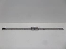Le150940alc2-01pn1 Nsk Linear Guide Rail And Blocks 37 Inches