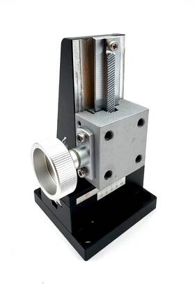 Tar-38404l-m6 Opto Sigma Optosigma - Zx Axis Stage Dovetail Bearing Rack And Pinion Drive