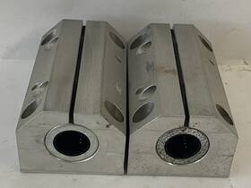 R1032x16xx Rexroth R103581620 Lot Of 2 Linear Bearing