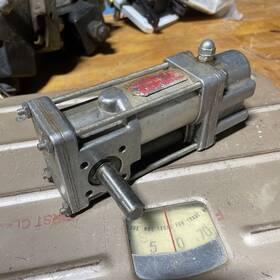 Rota-cyl Ad1.5x90-1-0 Rota-cyl Rotary Actuator Shaft 1/2 Inch