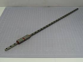 T184172 Schneeberger Mnn9-g1 Lot Of 2 Linear Bearing Block On A 36 In Rail