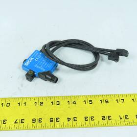 Wll12-b5281 Sick 1011687 Fiber Optic Photoelectric Sensor Dc 10-30v Pnp/npn