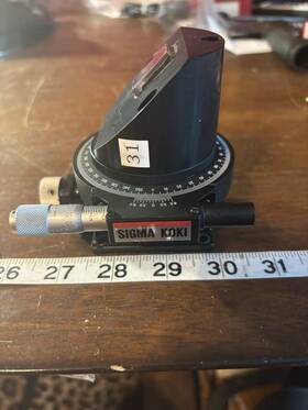 Tsd-1003 Sigma Koki Z Axis And Xy Linear Stage With Micrometer