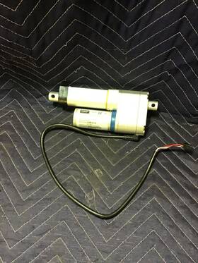 Cahb-10-b3a-050192-aa Skf M0109371 Compact Linear Actuator Cahb-10 Series Ip66 12/24 Volt - Used