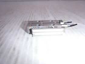11-mxj6l-15cp Smc Linear Pneumatic Slide Table 0.15 0.7mpa