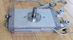 Cdrq2bs20tn-180-a93l Smc Rotary Actuator 6mm Fittings With Dm9p Sensors 6