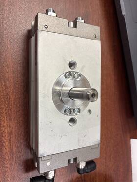 Crq2bs20tn-180 Smc Compact Rotary Actuator - 180 Rack And Pinion Pneumatic