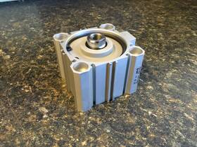 Ncdq2b63-10dc Smc Compact Air Cylinder 145psi Kb