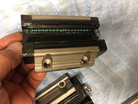 Shs25-hnbr Thk Shs25 Hnbr Linear Bearing Guide Block -used
