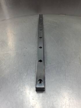 Uhc07708-gk Thk Linear Guide Rail 23.5 Inch 6c-26