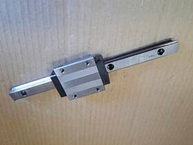 Uij01223-gk Thk Linear Slide Rail With Bearing Block Shs15c