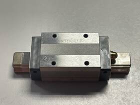 Yn7d2217 Thk Yn7d1573 Shs15 - Linear Guide Carriage Used