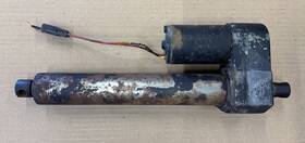 D12-10b5-08m3 Thomson Used Linear Actuator