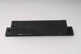 Mls203-1 Thorlabs Mlsa01 31.5 Mm Riser Plates For Breadboard Mounting Mls203-1 Thorlabs Mlsa01 31.5 Mm Riser Plates For Breadboard Mounting