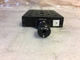 Pt1b Thorlabs Pt1b/m 25.4mm Translation Stage With 1/4 Inch Adjustment Screw Pt1b Thorlabs Pt1b/m 25.4mm Translation Stage With 1/4 Inch Adjustment Screw