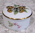 Vintage Royal Worcester Small Bone China Trinket Collector Box, England. Fixed Price $16.20.