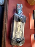 New Parker Cyclinder BBMAUS14A No Box (C1-4C). Fixed Price $150.00.