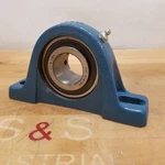 Mb Manufacturing CL-08 Pillow Block Bearing, 1-1/2" Diameter Used. Fixed Price $15.79.