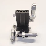 Opto Sigma TSD-405SLUU 40X40MM Exc Bearing, Steel, Xyz-axis Stage. Fixed Price $399.99.