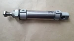 Festo 19588 DSNUL-25-40-PPV-A Cylinder (U9.5B2)(U9.5B4). Fixed Price $40.81.