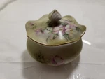 Antique Nippon Hand Painted Trinket Box Porcelain Covered Gold Trim Footed. Fixed Price $30.50.