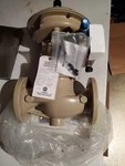 Samson Pneumatic 4763 Valve Positioner Actuator With 1/2" Globe 3271. Fixed Price $1550.00.
