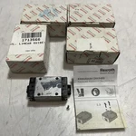Rexroth R162211320 Runner Block Lot Of 4 C2H. Fixed Price $40.00.