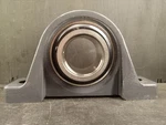 1 New Peer UCP209-28 Bolt Flange Pillow Block Bearing Nnb ***make Offer***. Fixed Price $54.49.